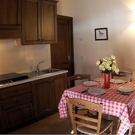 Castagna Alta Apartamento Valfabbrica